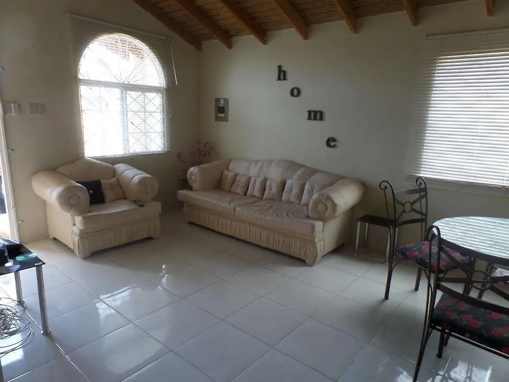 Otel Little Cottage Of Rose Hall Montego Bay